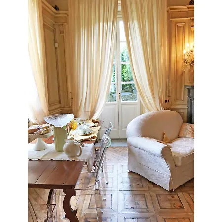Apartamento Palazzo Stampa For Holidays *