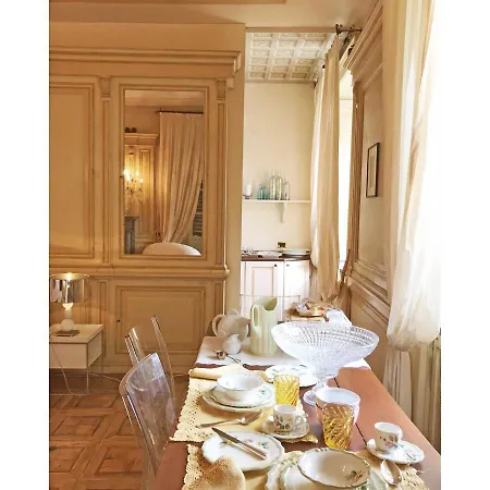 Apartamento Palazzo Stampa For Holidays